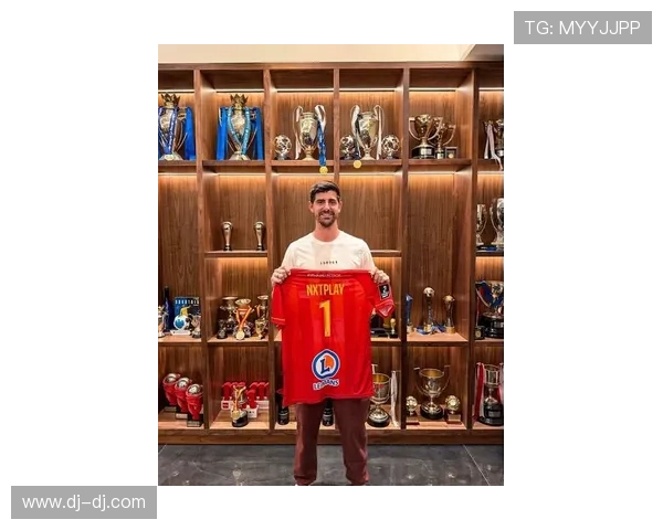 库尔图瓦投资法乙勒芒 德约科维奇等成股东